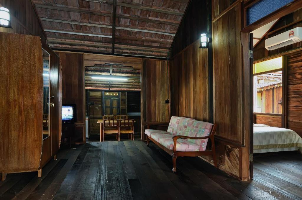 Oyo Home 90745 Desa Balqis Beach Resort Malacca Luaran gambar